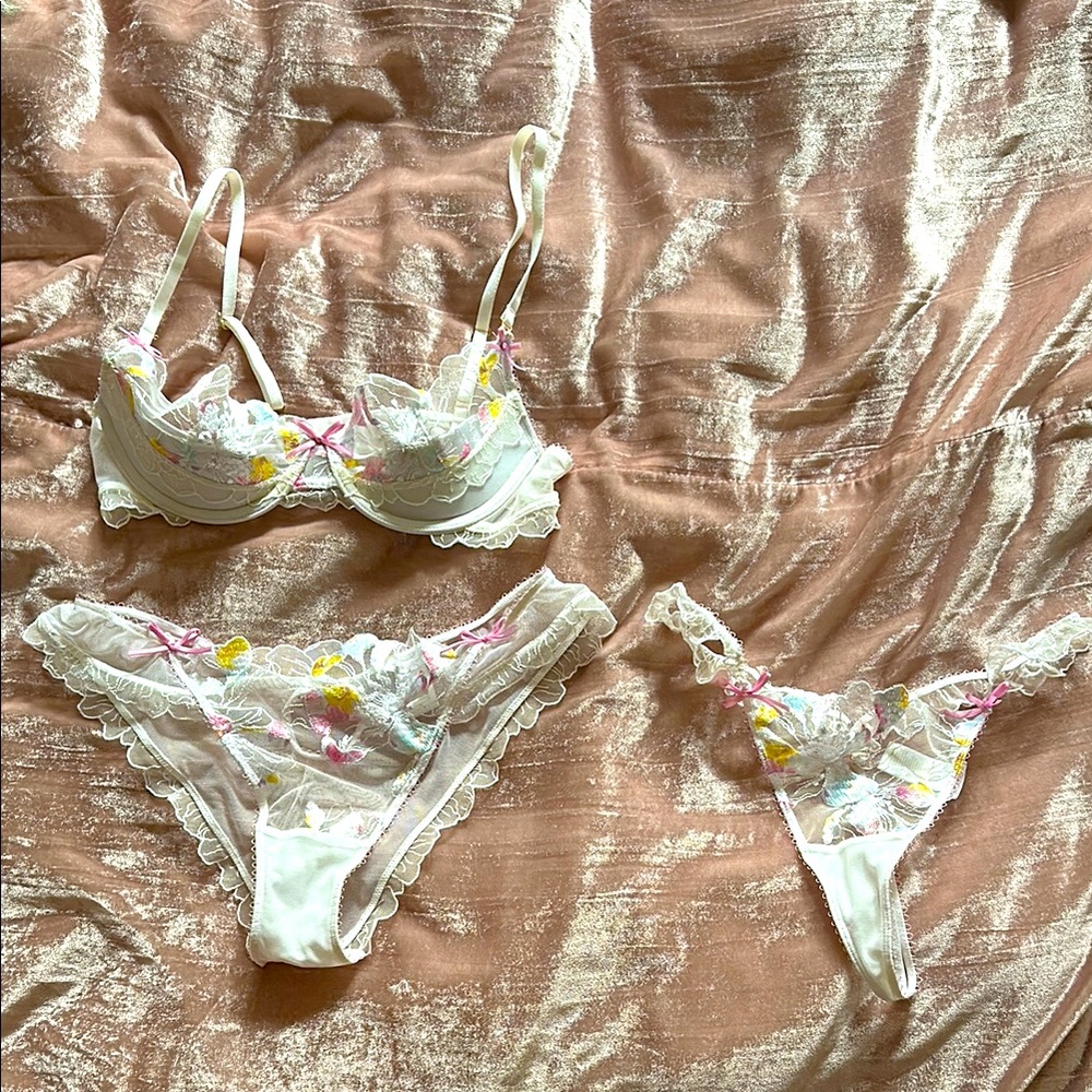 Honey Birdette Fleur Bra, Thong, Panty - Picture 2 of 13